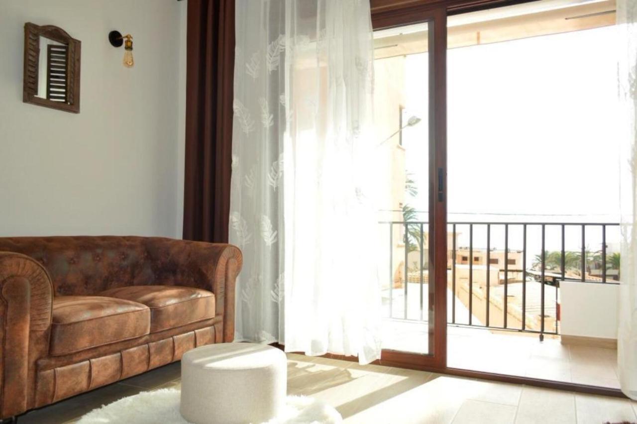 אגוואדולסה Captivating 2-Bed Apartment In Aguadulce מראה חיצוני תמונה