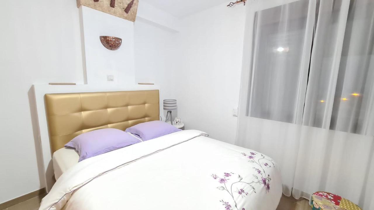 אגוואדולסה Captivating 2-Bed Apartment In Aguadulce מראה חיצוני תמונה